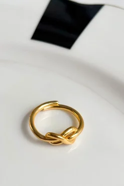 Cristina Oria Joyas Co|Joyas Co^Anillo Dorado Ajustable Con Diseño Infinito