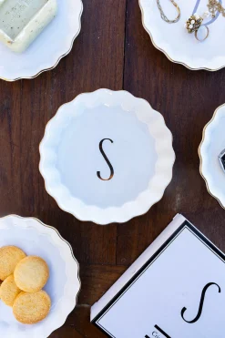 Cristina Oria Menaje Iniciales|Bandejas^Bandejas Con Borde Ondulado Iniciales