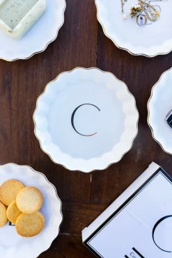 Cristina Oria Menaje Iniciales|Bandejas^Bandejas Con Borde Ondulado Iniciales