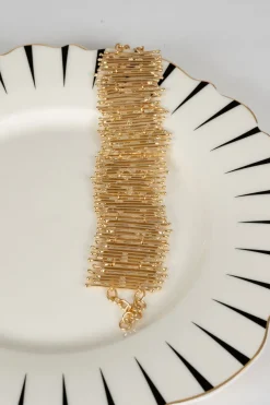 Cristina Oria Joyas Co|Joyas Co^Brazalete Dorado Ajustable Con Cierre En Cadena Diseño Irregular