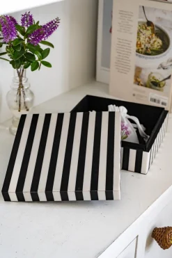 Cristina Oria Piezas Decorativas^Caja Decorativa De Resina Cuadrada Con Diseño De Rayas Blancas Y Negras