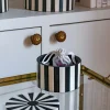 Cristina Oria Piezas Decorativas^Caja Decorativa De Resina Redonda Con Diseño De Rayas Blancas Y Negras Pequeña
