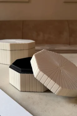 Cristina Oria Piezas Decorativas^Caja Decorativa Hexagonal De Resina Blanca Grande