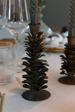 Cristina Oria Candelabros Y Portavelas^Candelabro Con Diseño De Pino Verde Y Dorado De Metal Grande