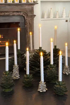 Cristina Oria Candelabros Y Portavelas^Candelabro De Hierro Con Diseño De Árbol Blanco Y Dorado