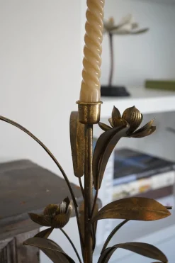 Cristina Oria Candelabros Y Portavelas^Candelabro De Metal Dorado Con Diseño De Flores Grande