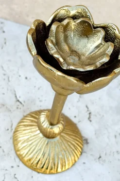 Cristina Oria Candelabros Y Portavelas^Candelabro Dorado De Aluminio Con Diseño De Flor