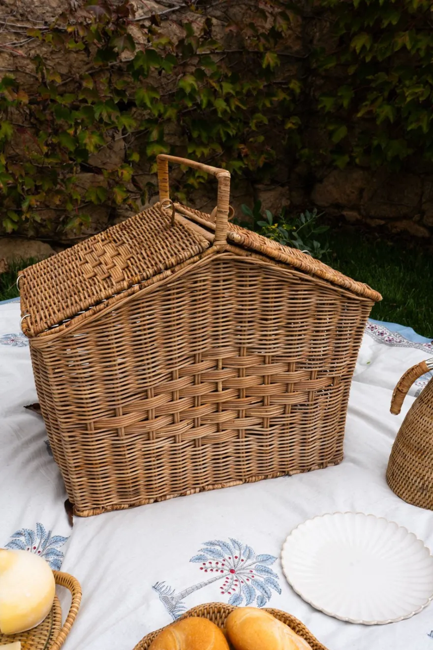 Cristina Oria Picnic^Cesta De Picnic De Ratán Con Asa Y Tapa