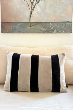 Cristina Oria Cojines^Cojín Negro Y Gris De Terciopelo Rectangular