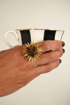 Cristina Oria Joyas Co|Joyas Co^Combinación Anillo & Pendientes Dorados Diseño Girasoles Marrones