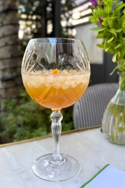 Cristina Oria Copas^Copa Con Detalles Tallados