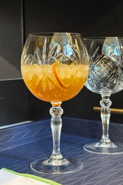 Cristina Oria Copas^Copa Con Detalles Tallados