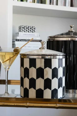 Cristina Oria Cubiteras Y Champaneras^Cubitera De Hueso Con Diseño De Flechas Blancas Y Negras