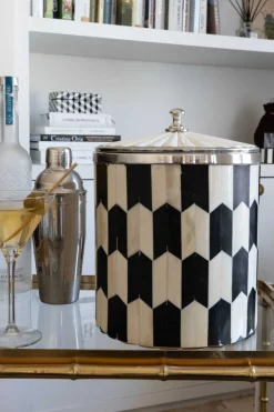 Cristina Oria Cubiteras Y Champaneras^Cubitera De Hueso Con Diseño De Flechas Blancas Y Negras Grande