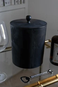 Cristina Oria Cubiteras Y Champaneras^Cubitera Negra Con Tapa Mediana