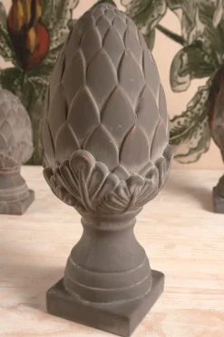 Cristina Oria Piezas Decorativas^Figura Decorativa Con Diseño De Alcachofa Gris Grande