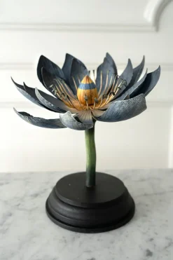 Cristina Oria Piezas Decorativas^Figura Decorativa Flor De Loto Azul