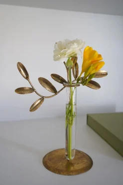 Cristina Oria Jarrones, Floreros Y Maceteros^Florero De Metal Dorado Con Diseño De Planta