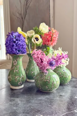 Cristina Oria Jarrones, Floreros Y Maceteros^Florero De Porcelana Verde Diseño Tsubaki