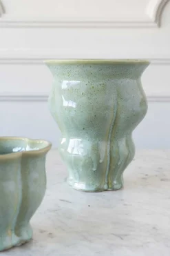 Cristina Oria Jarrones, Floreros Y Maceteros^Jarrón Alto Con Diseño De Campana Verde