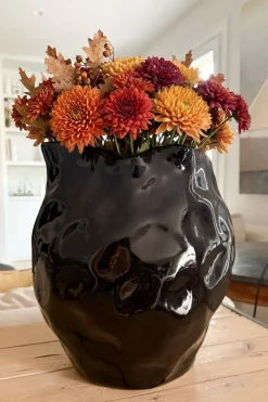 Cristina Oria Jarrones, Floreros Y Maceteros^Jarrón De Cerámica Con Diseño Irregular Negro Brillante