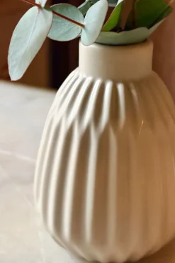 Cristina Oria Jarrones, Floreros Y Maceteros^Jarrón De Porcelana Beige