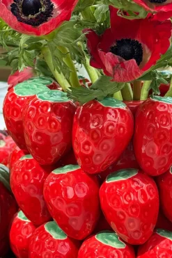 Cristina Oria Jarrones, Floreros Y Maceteros^Jarrón Diseño Fresas En Relieve