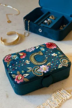 Cristina Oria Joyeros, Carteras Y Fundas^Joyeros De Terciopelo Con Iniciales Y Flores Bordadas