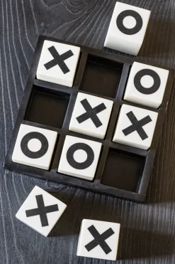 Cristina Oria Juegos De Mesa^Juego Tres En Raya De Resina Blanco Y Negro