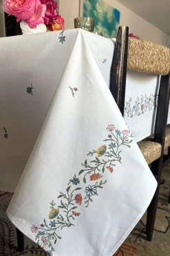 Cristina Oria Manteles Antimanchas|Manteles^Mantel Antimanchas Con Diseño De Flores Bordadas