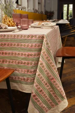 Cristina Oria Manteles^Mantel Hara