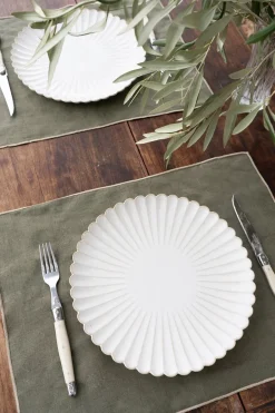 Cristina Oria Manteles Individuales^Mantel Individual De Lino Verde Caqui Con Borde En Color Beige