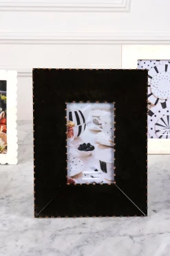 Cristina Oria Marcos De Fotos^Marco De Fotos De Metal Negro Con Detalles Dorados Pequeño