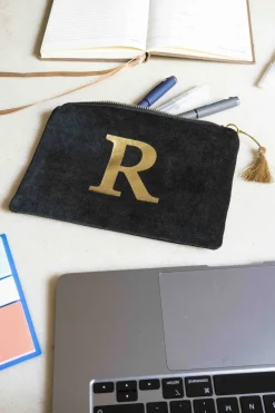 Cristina Oria Joyeros, Carteras Y Fundas|Bolsos, Bolsas Y Neceseres^Neceseres De Terciopelo Negro Con Iniciales Doradas