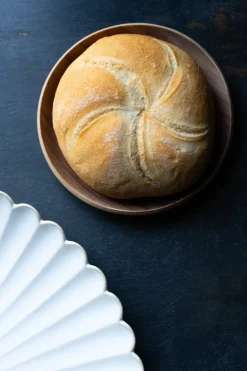 Cristina Oria Platos Y Bajoplatos^Plato De Pan De Madera