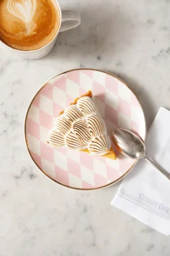 Cristina Oria Platos Y Bajoplatos^Plato Postre Rosa Y Blanco Figuras Geométricas