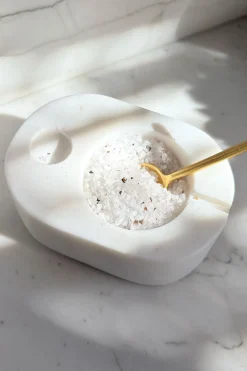 Cristina Oria Accesorios De Mesa^Recipiente De Mármol Blanco Con Cuchara Dorada