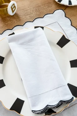 Cristina Oria Servilletas Y Accesorios^Servilleta Con Borde Ondulado Y Detalle De Vainica