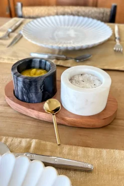 Cristina Oria Accesorios De Mesa^Set 2 Recipientes De Mármol Blanco Y Negro Con Cuchara Y Base De Madera
