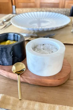 Cristina Oria Accesorios De Mesa^Set 2 Recipientes De Mármol Blanco Y Negro Con Cuchara Y Base De Madera