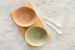 Cristina Oria Fuentes, Ensaladeras Y Cuencos^Set De 2 Cuencos Y Cucharas De Porcelana Sobre Base De Bambú