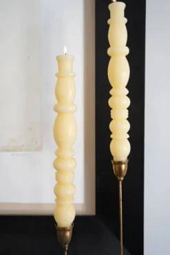 Cristina Oria Velas^Set De Dos Velas Con Diseño De Candelabro