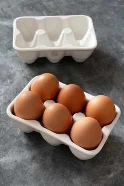 Cristina Oria Gadgets Y Utensilios^Soporte Para Huevos De Cerámica Blanca