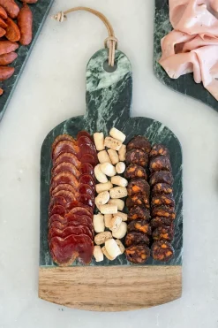 Cristina Oria Tablas^Tabla De Mármol Verde Y Madera Con Mango