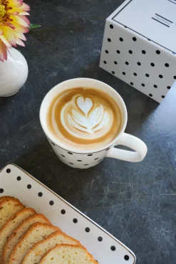 Cristina Oria Tazas Y Teteras^Taza Negra Y Blanca Con Diseño De Puntos