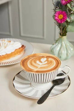 Cristina Oria Tazas Y Teteras^Taza Y Plato Blanco Y Gris