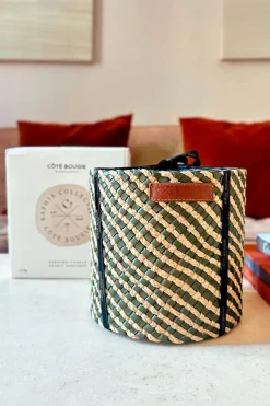 Cristina Oria Velas^Vela Artesanal De Cuero Y Rafia Con Fragancia Almizcle Grande