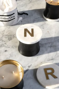 Cristina Oria Menaje Iniciales|Velas^Velas Con Tapa De Mármol Iniciales