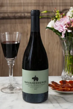 Cristina Oria Vinos Y Champagnes^Vino Navaherreros Garnacha De Bernabeleva 2017